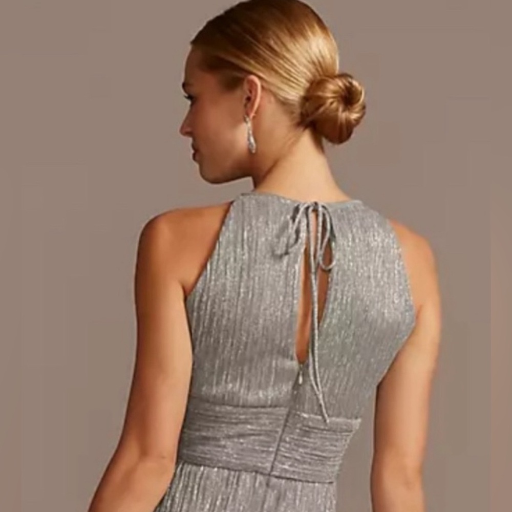 R&M Richards Dress with Lining Halter A-Line Metallic Color Silver Size 12 NWT - Picture 4 of 9